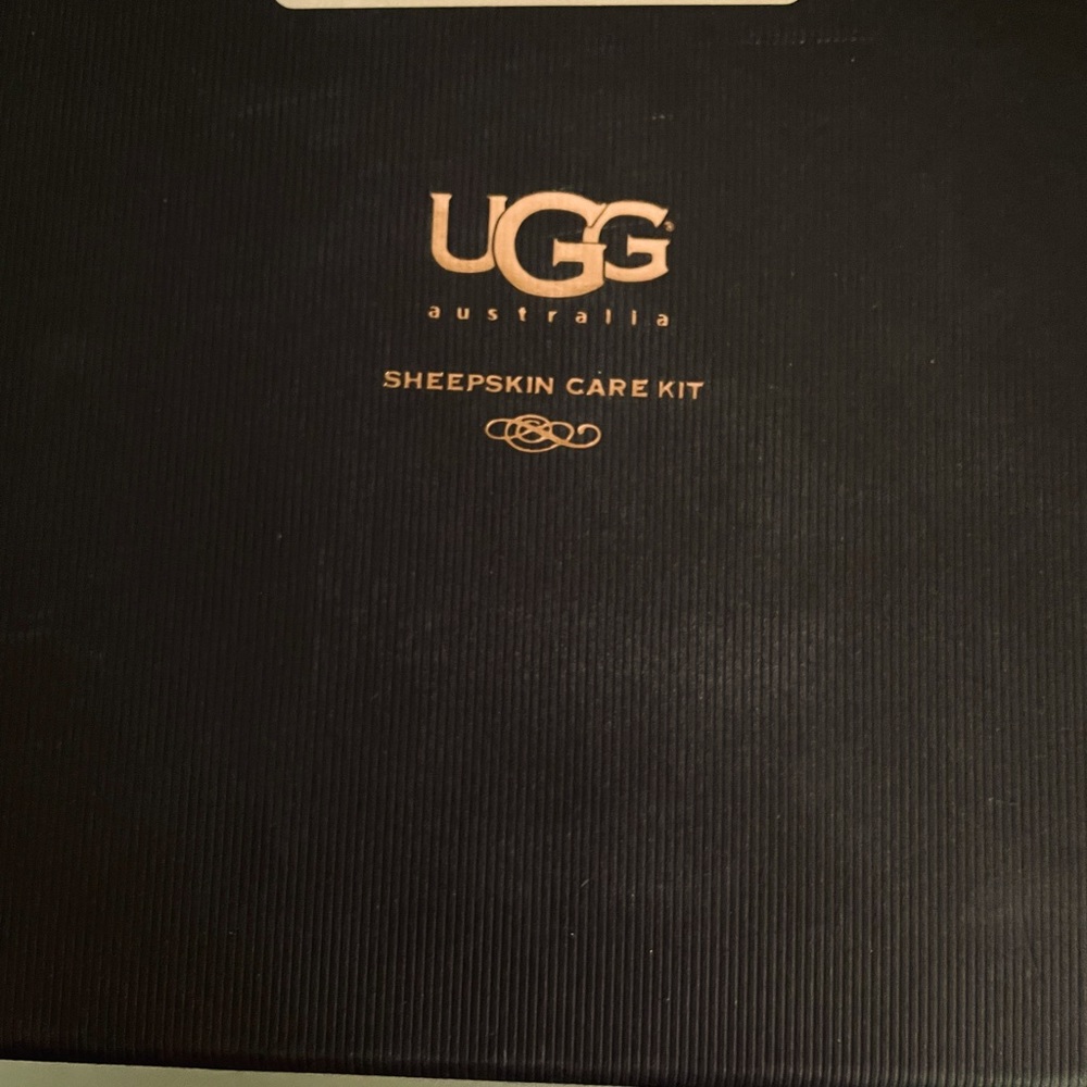 Ugg Australia Sheepskin Cleaning Kit